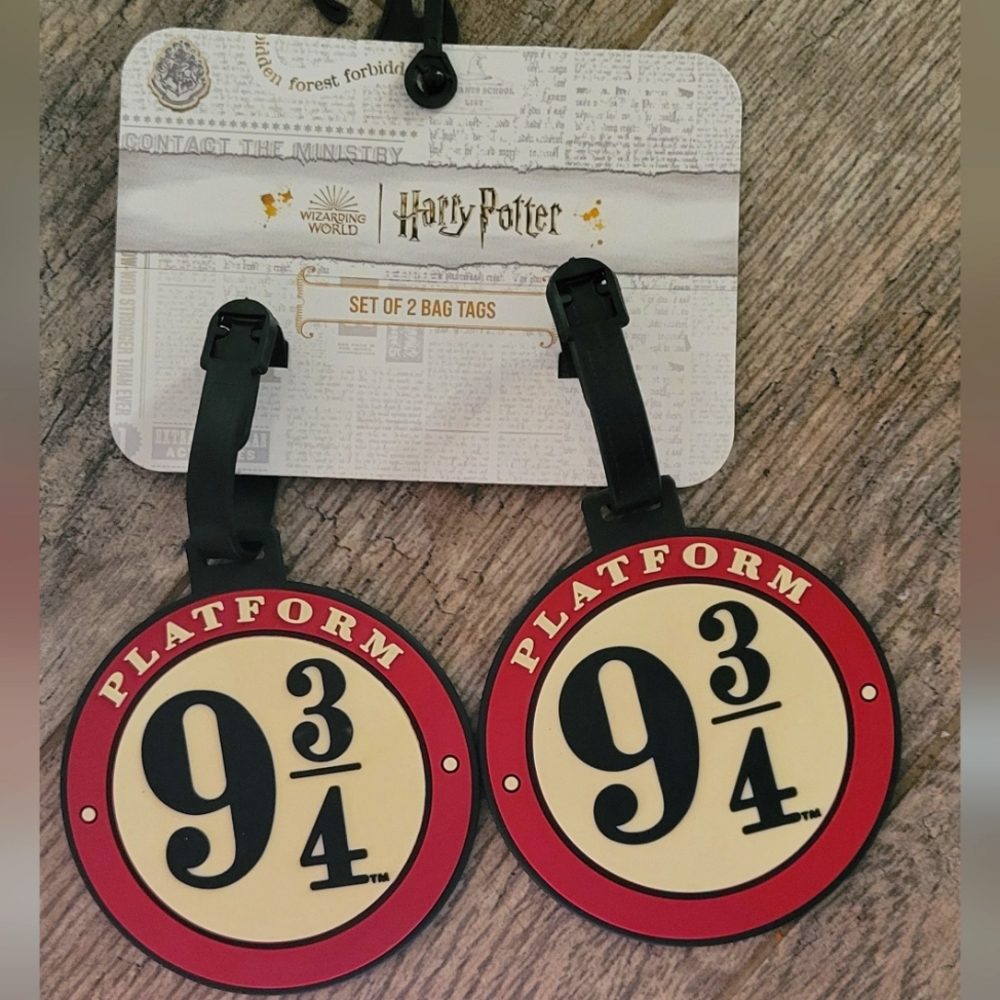 Harry Potter Wizarding World PLATFORM 9 3/4 Luggage Tags Set Travel Whimsigoth